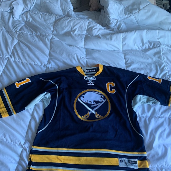 Signed jerseys with coa - Picture 5 of 5